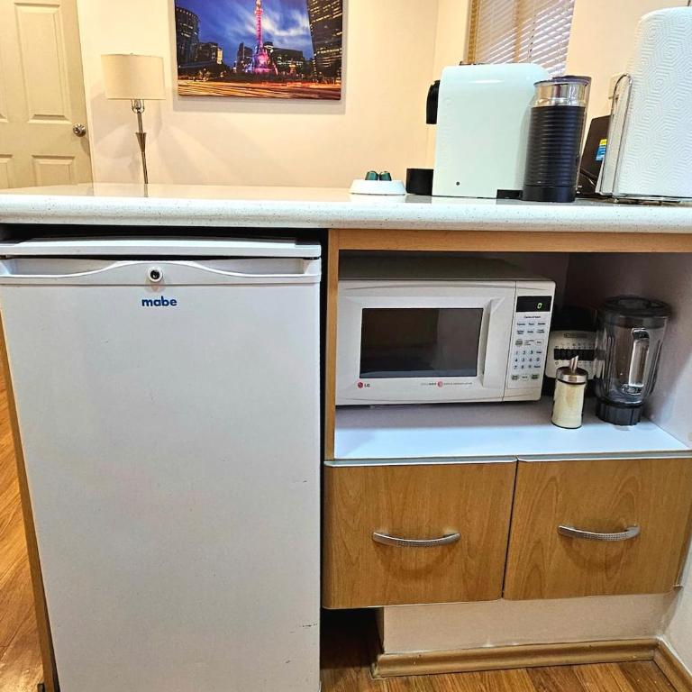 Beautiful & Quiet WFH Apt Across Reforma 222 Mall - One-Bedroom Apartment - 17
