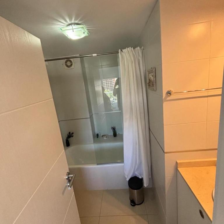 Piso 7 con vista a Playa Brava, Piscina y sauna - Apartamento de 2 dormitorios con balcón y vistas al mar - 17