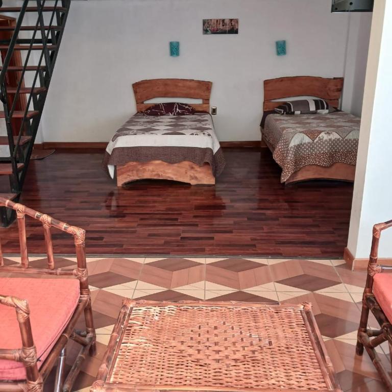 La Fábula-Naranja - Two-Bedroom Apartment - 9