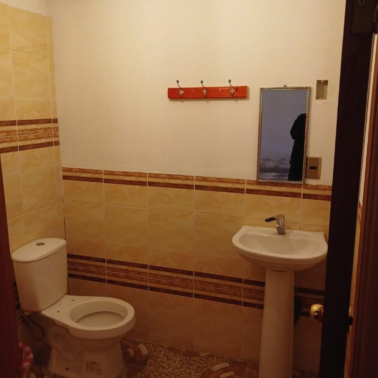 La Fábula-Naranja - Two-Bedroom Apartment - 13