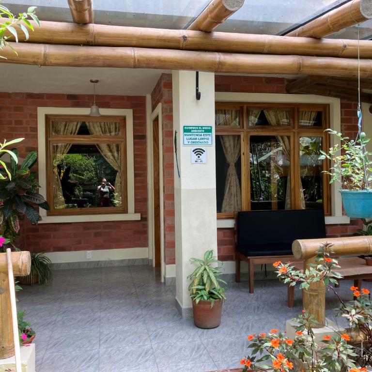 Casa del Rio en MINDO - Family Room with Garden View - 1