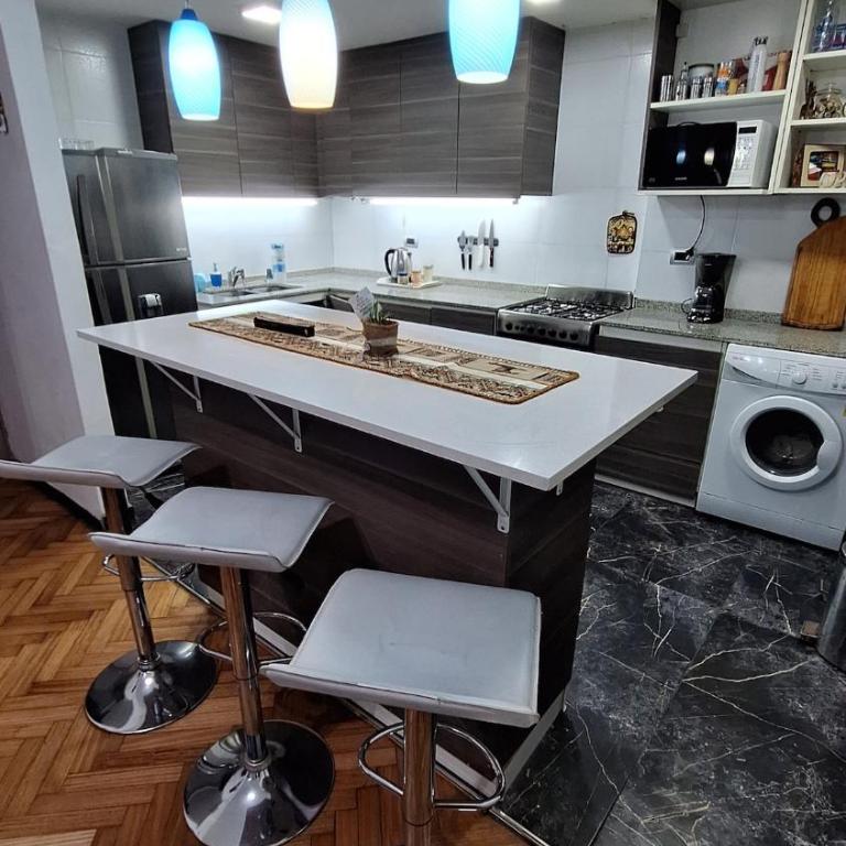 Hermoso y amplio Departamento Excelente ubicación - One-Bedroom Apartment - 1