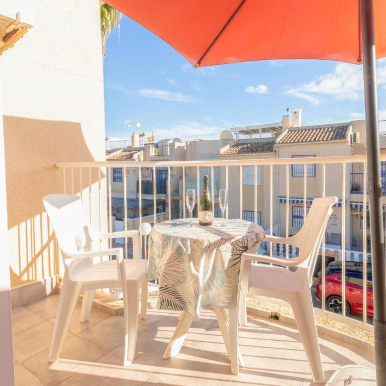 Nice Apartment In Torrevieja With Wifi - Apartamento de 2 dormitorios - 3