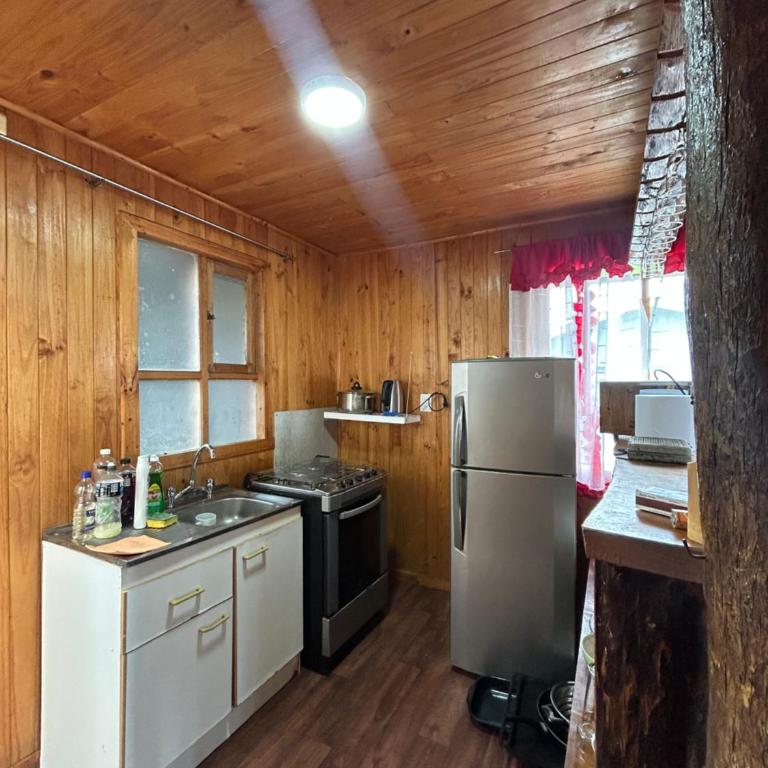 Cabaña diaria a 5 minutos de Quellón - Two-Bedroom House - 4