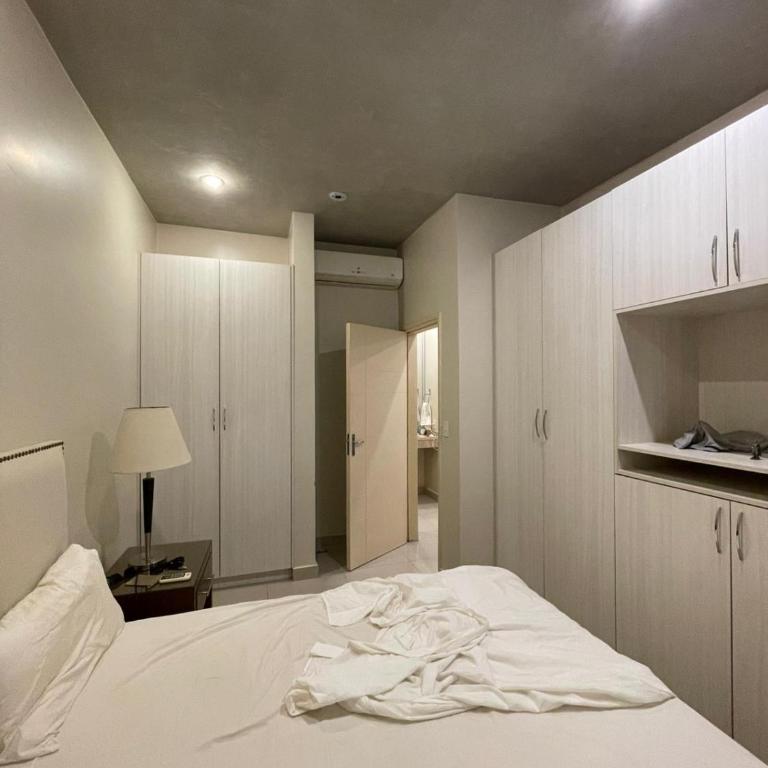 Bloco Escondido - Apartamento de 1 dormitorio - 2