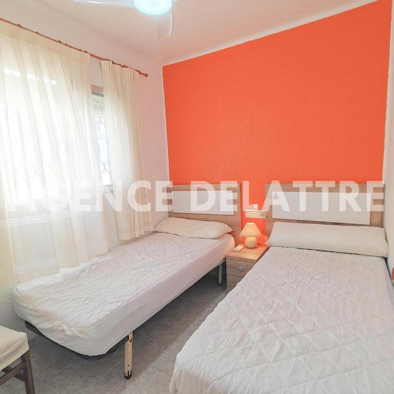 Villa con piscina privada y WIFI, 3 dormitorios cerca del centro - ES-389-9 - Casa - 11
