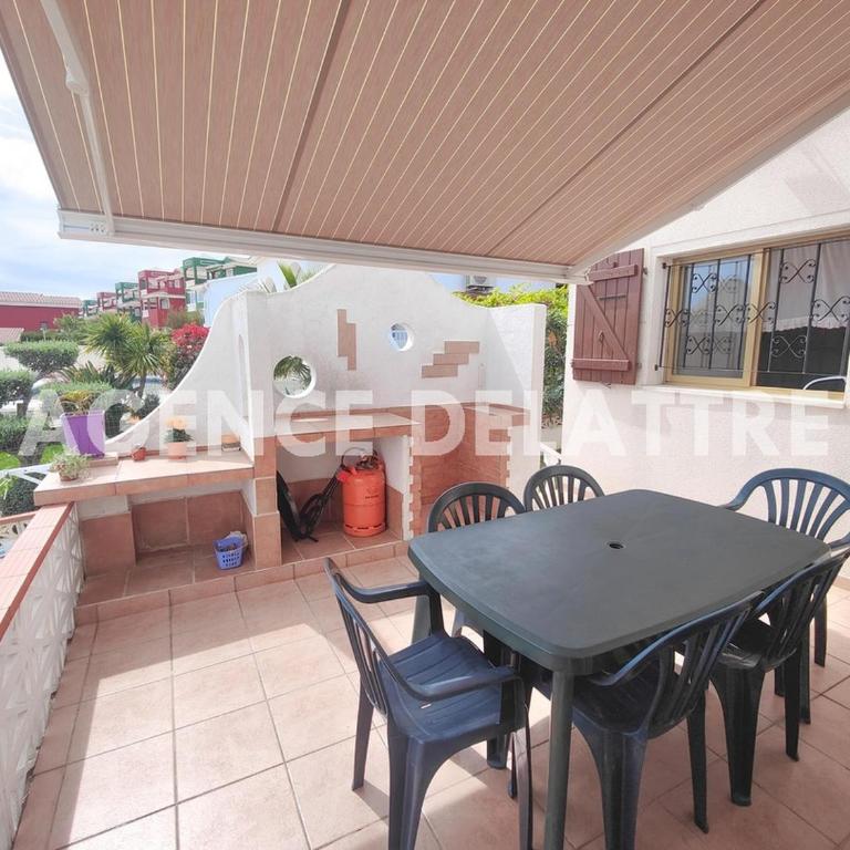 Villa privada con piscina y terraza - 3 habitaciones - ES-389-30 - Casa - 9