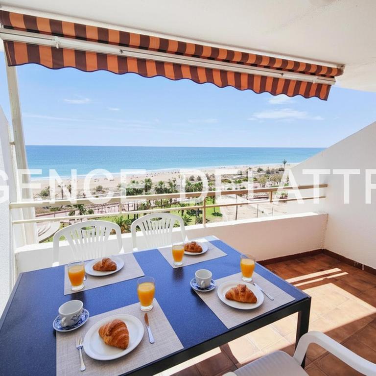 Apartamento frente al mar con piscina y parking - ES-389-41 - Apartamento - 1