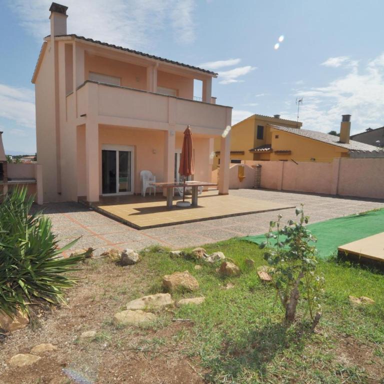 Casa espaciosa con piscina privada, WiFi y barbacoa a 15 minutos de la playa en Torroella de Montgrí - HISP-7-19 - Villa - 8