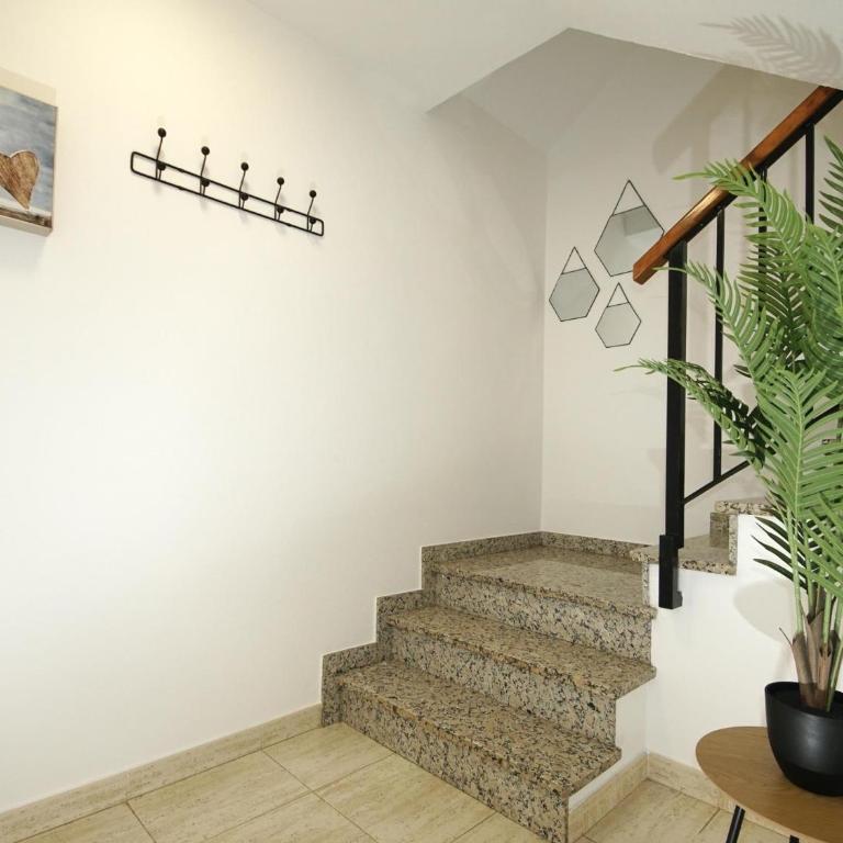 Casa espaciosa con piscina privada, WiFi y barbacoa a 15 minutos de la playa en Torroella de Montgrí - HISP-7-19 - Villa - 11