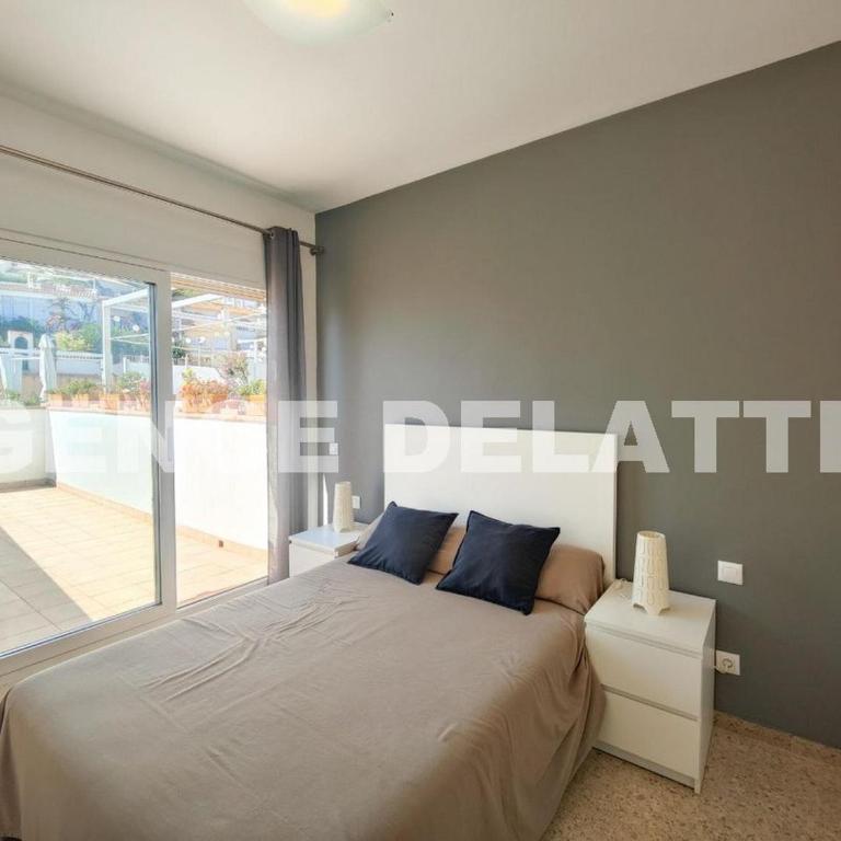 Ático con Terraza a 150m de la Playa - ES-389-40 - Apartamento - 14