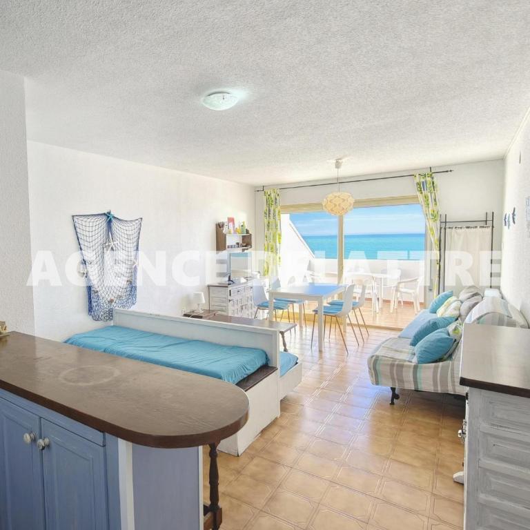 Estudio ATICO con wifi - Frente al mar - ES-389-39 - Apartamento - 3