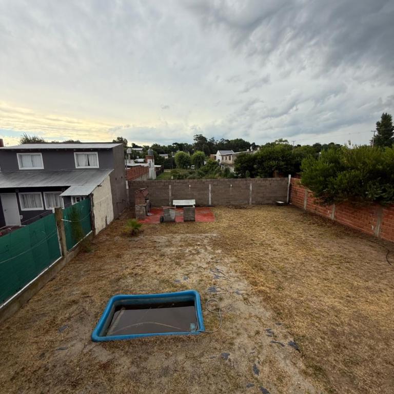 Carlos - Three-Bedroom House - 8