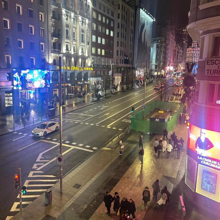 Hostal Buenos Aires Gran Vía Madrid - Quadruple Room - 3
