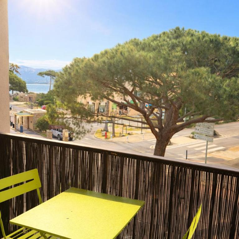 Cozy studio in Calvi Beach 2 min walk parking - Estudio con terraza - 2