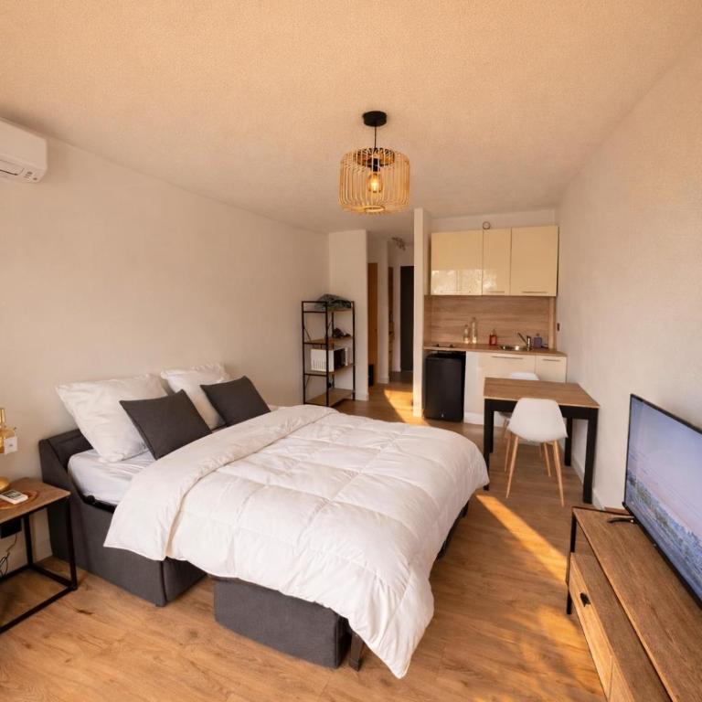 Cozy studio in Calvi Beach 2 min walk parking - Estudio con terraza - 5