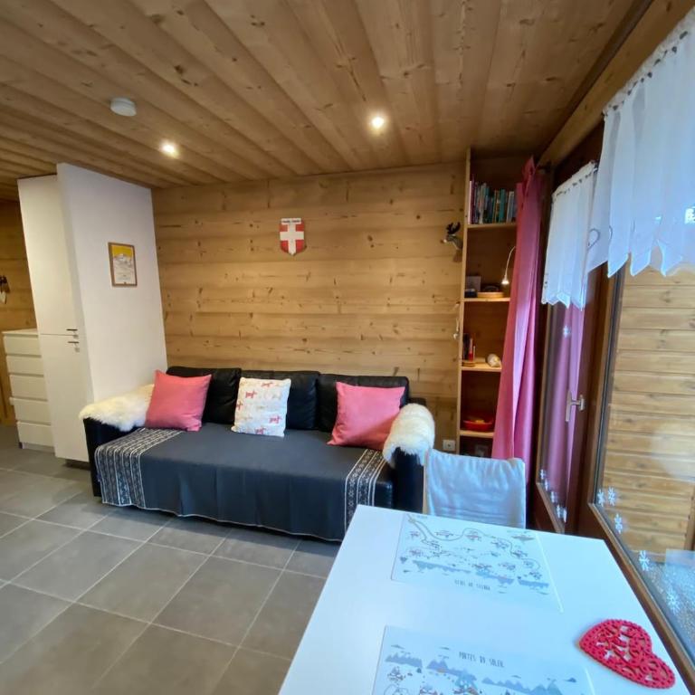 Updated cosy apartment, terrace, 10 mins to ski - Appartement 1 Chambre - 12