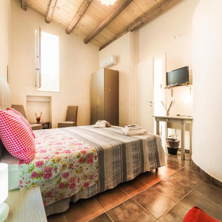 Antico Mercato - Two-Bedroom House - 15