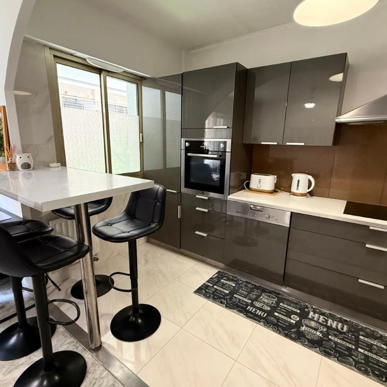 Juan-les-Pins close to the sea apartment sleeps 4 - Appartamento - 6