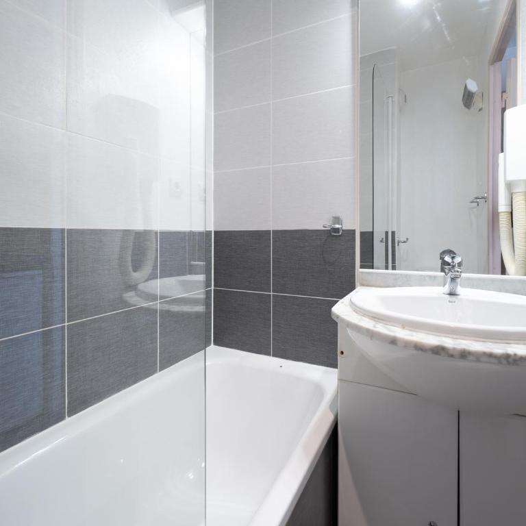 Le St Clair N317 ST2 - Studio - 10