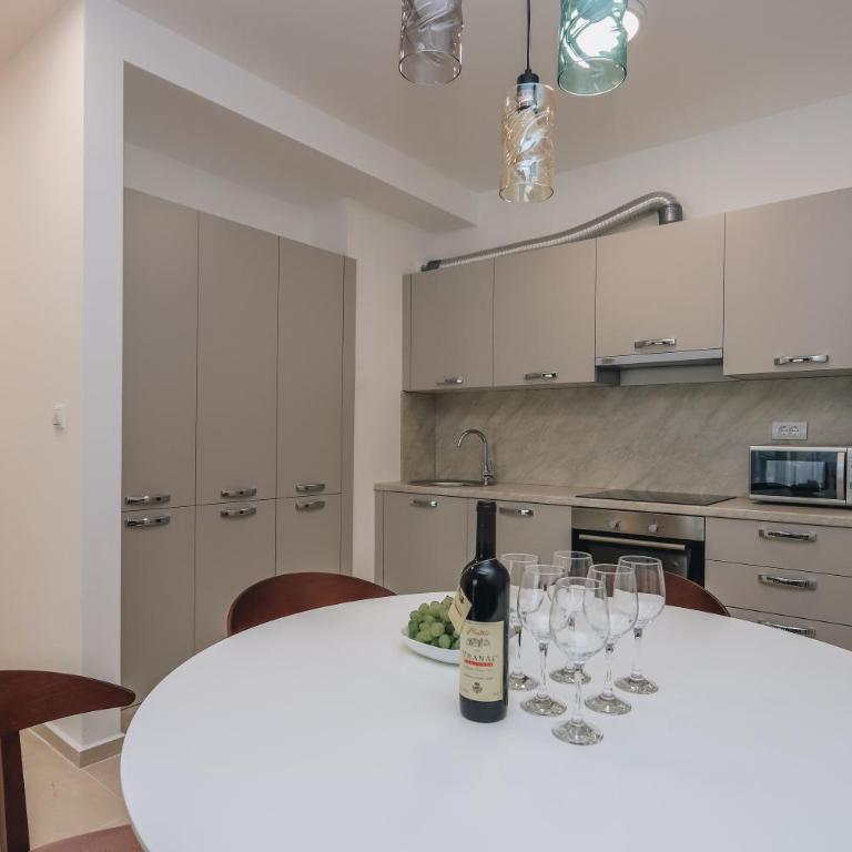 Status-M Аpartments 173 - Two-Bedroom Apartment - 8