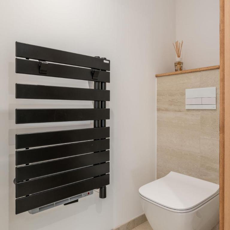 Apartment Mont Choisy Alpe d'Huez - by EMERALD STAY - Appartement 3 Chambres - 24