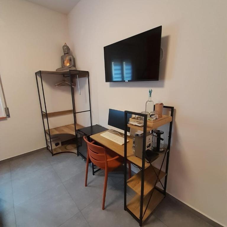 BioBenessere Eco-B&B -Adults Only- Moto&Bike Parking - Camera Matrimoniale - 4