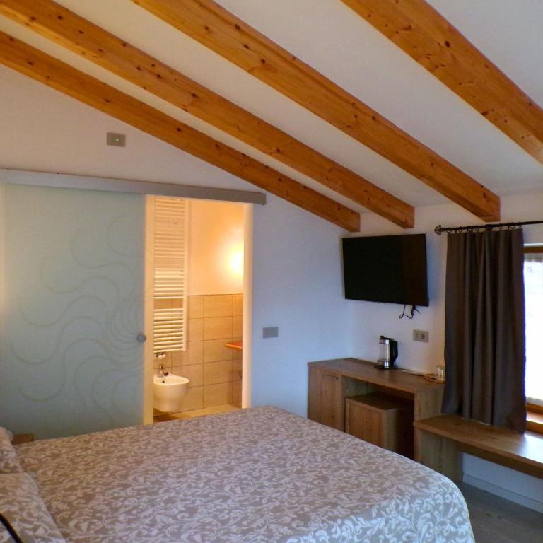 Agri B&B Paganella Relax and Gourmet - Habitación Doble con balcón - 1 o 2 camas - 2