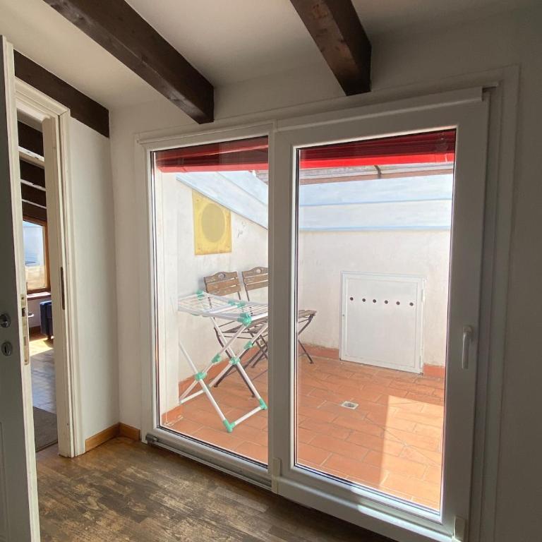 Attico San Vitale City Center - Two-Bedroom Apartment with Terrace - 25