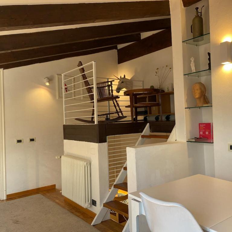 Attico San Vitale City Center - Two-Bedroom Apartment with Terrace - 28