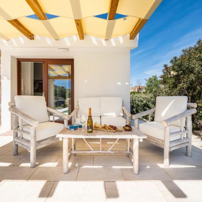 Elegant villa with private pool in San Teodoro - Villa - 1