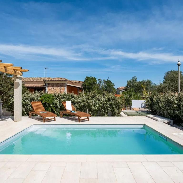 Elegant villa with private pool in San Teodoro - Villa - 2