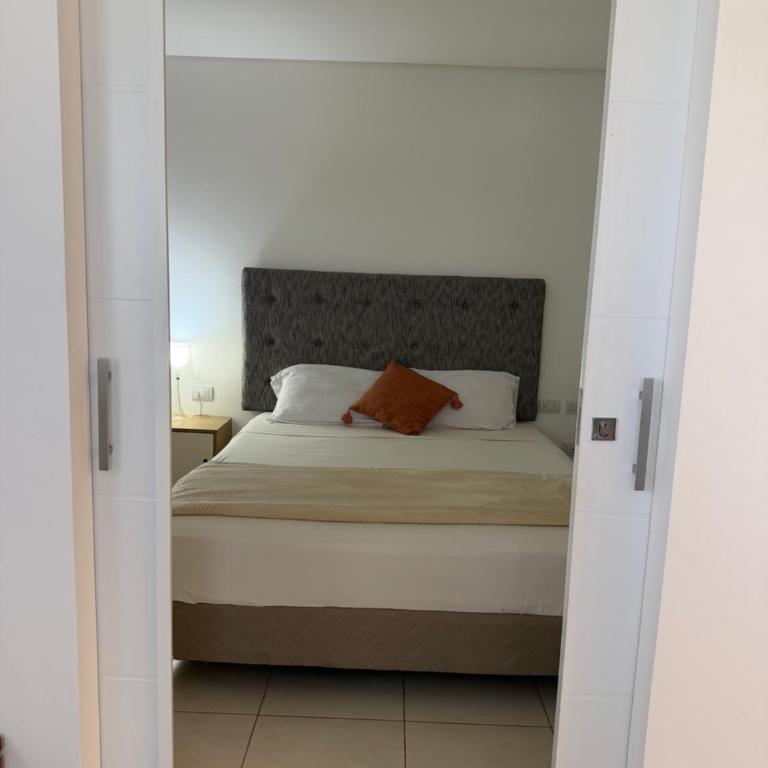 Edificio Torres Bolik! Apartamento de una habitación con parking! Encarnación Py! - One-Bedroom Apartment - 13