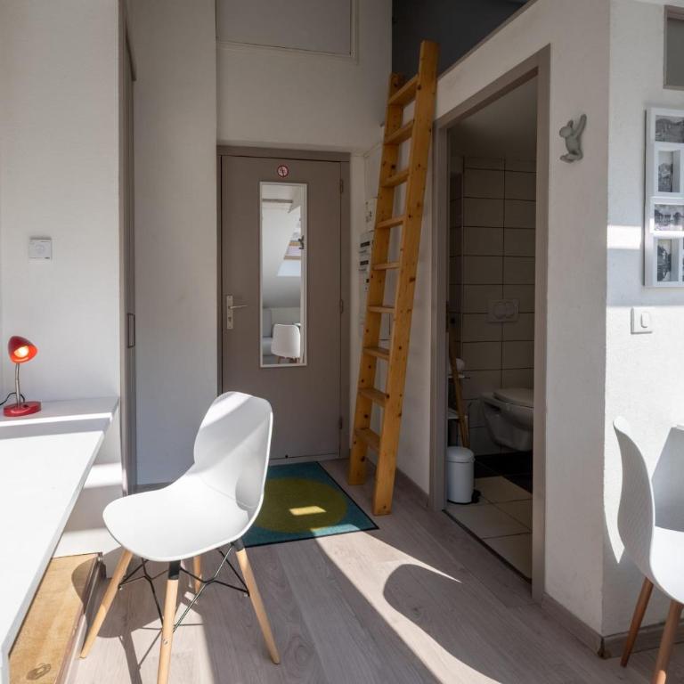 Studio sous les toits Annecy Centre-Ville - Appartamento con 1 Camera da Letto - 2