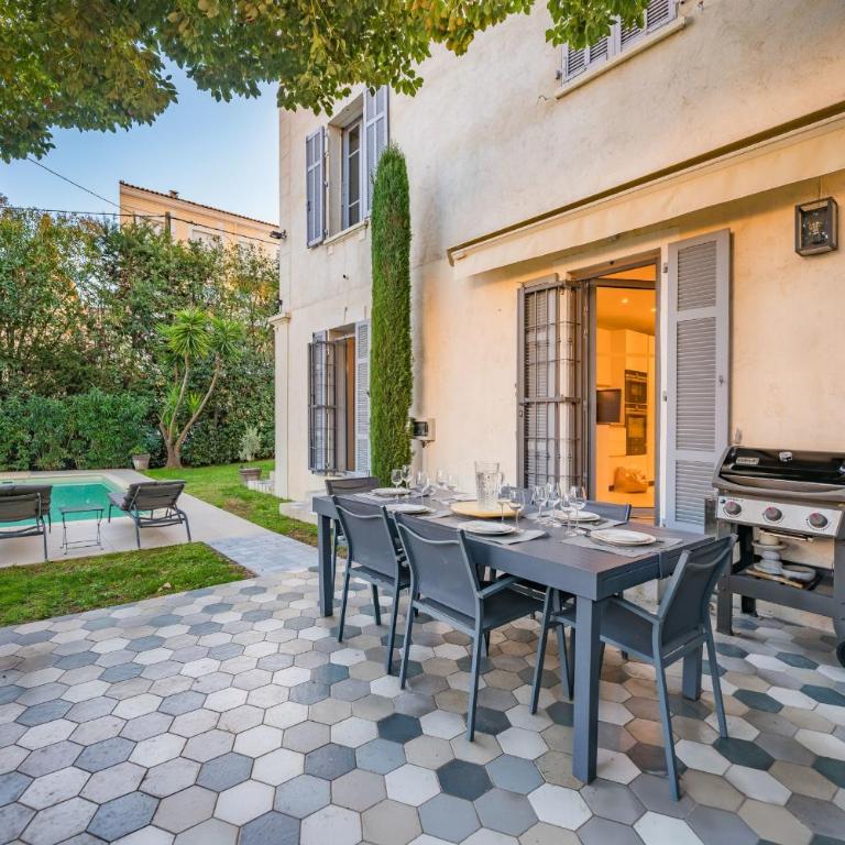 Contemporary house in the center of Cannes with a pool and relaxation area - Maison de Vacances - 39