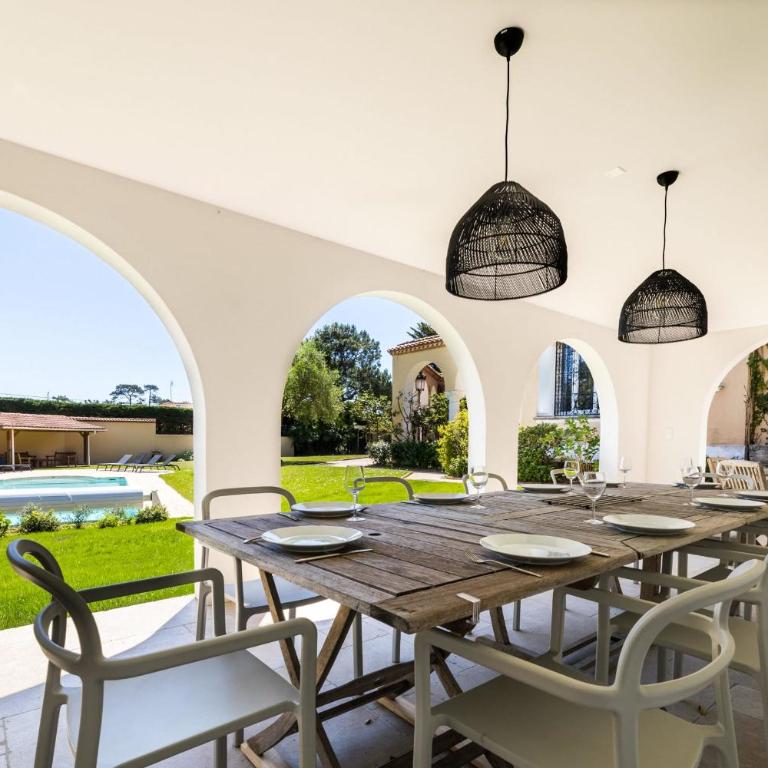 HACIENDA KEYWEEK Villa Familiale avec Piscine Jardin Sauna à Anglet - Villa - 1