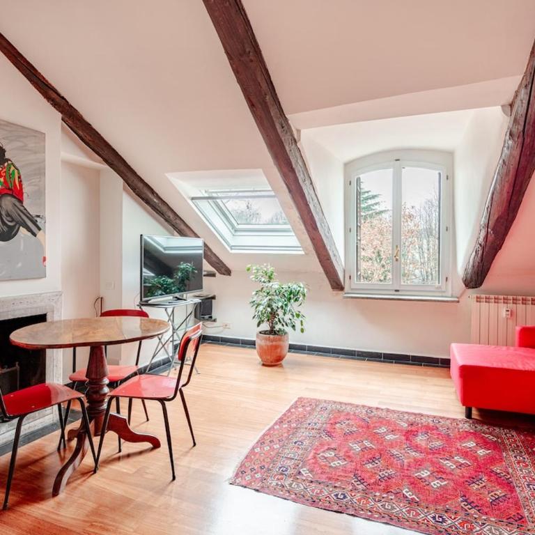 Panoramic apartment overlooking the Po River - One-Bedroom Apartment - 2