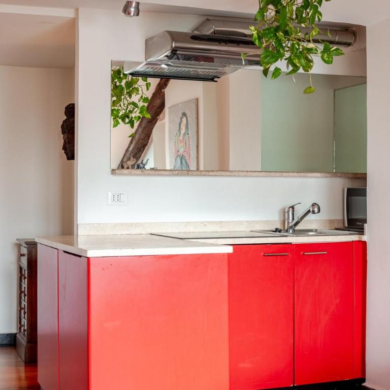 Panoramic apartment overlooking the Po River - One-Bedroom Apartment - 9