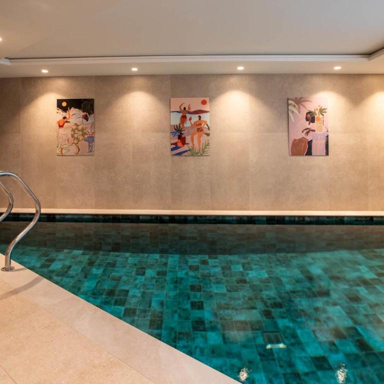 Chalet Yolo with Pool and Spa - Chalet - 2