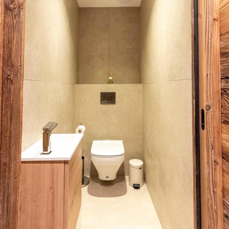 Chalet Yolo with Pool and Spa - Chalet - 52