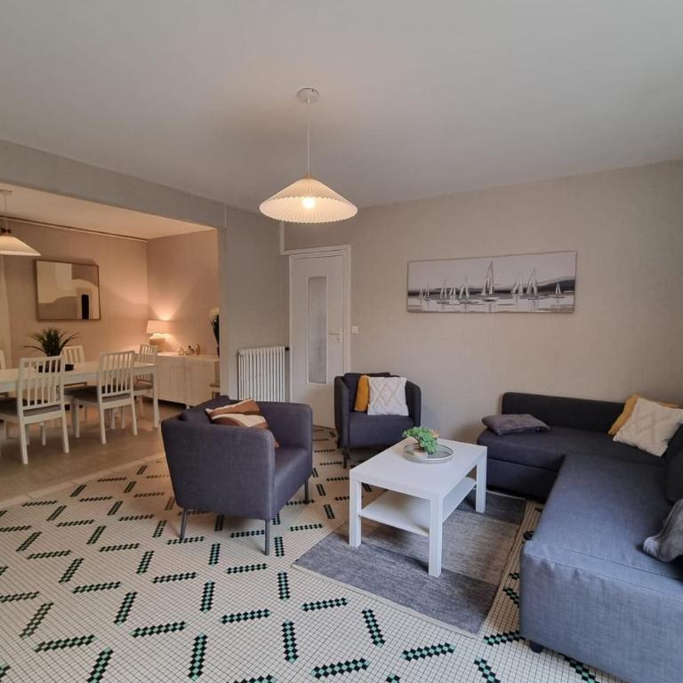 Large family house 300m from the beach - Casa - 2