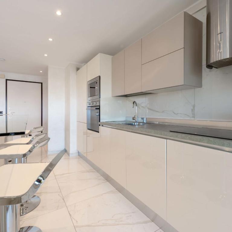 2P Terrasse Proche Centre-Ville - Appartement - 18