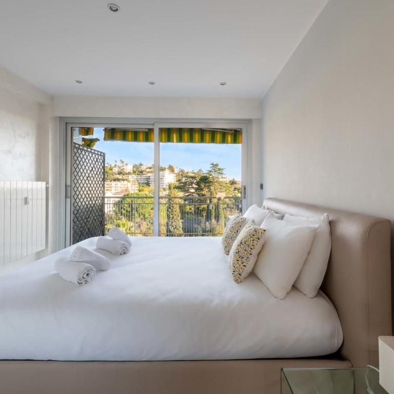 2P Terrasse Proche Centre-Ville - Appartement - 22