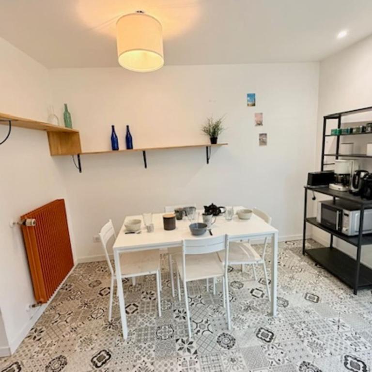 Bright house with private pool in La Rochelle - Vacation Home - 11