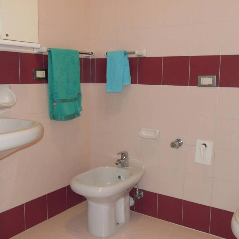 Lovely flat in a residence with pool - Beahost - Apartment - 6