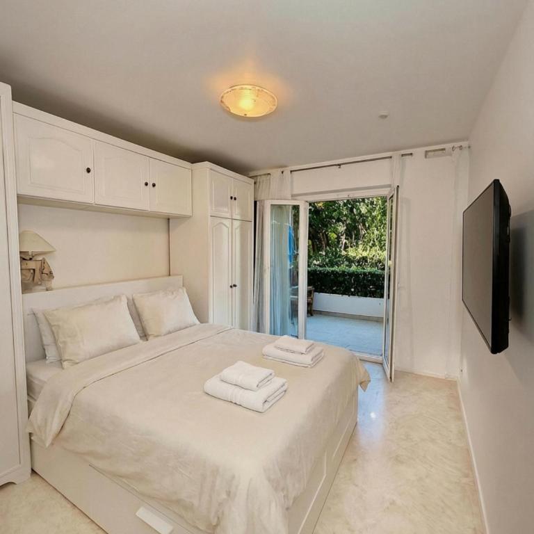 Long Beach Apartment Cannes - Apartment mit 2 Schlafzimmern, Terrasse und Meerblick - 2