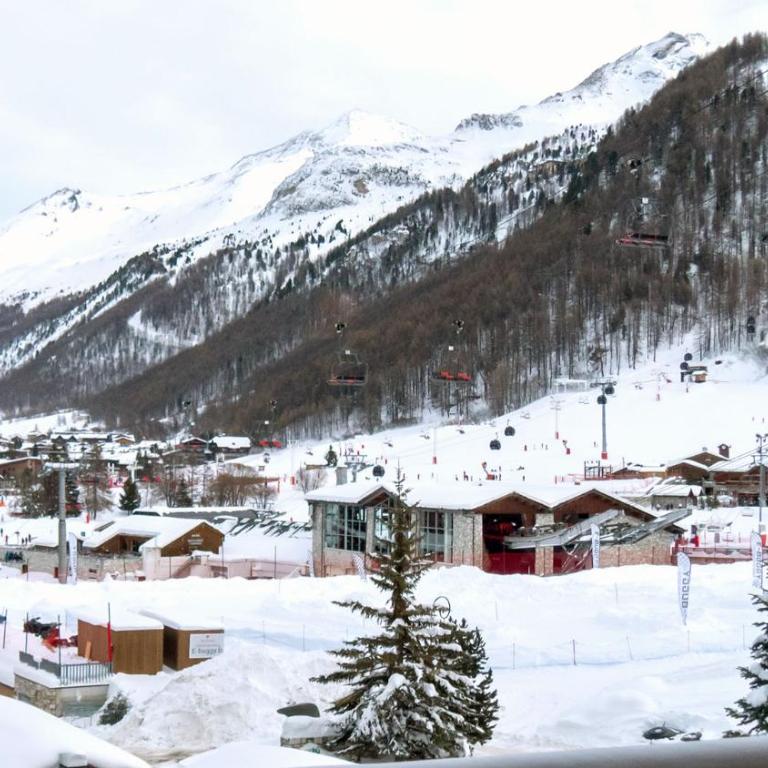 Chalet Les Alpes - Appartement 1 Chambre (2 Adultes + 2 Enfants) - Vue sur Montagne - 8