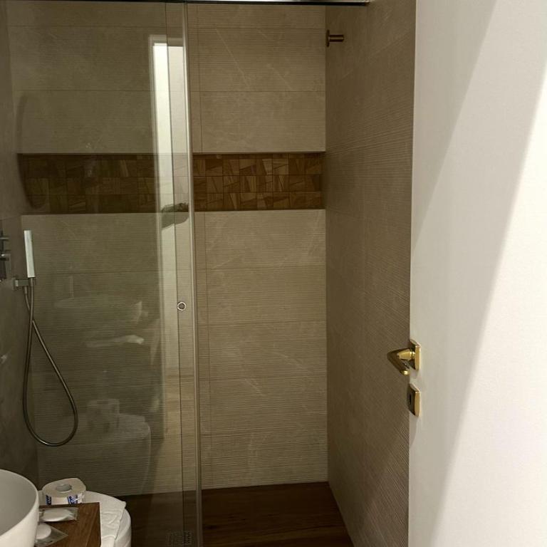 B&B Villa Grace - Camera King con Balcone - 3