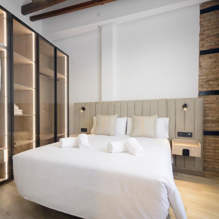 Escolástica Suites Centro - Two-Bedroom Apartment with City View - 13
