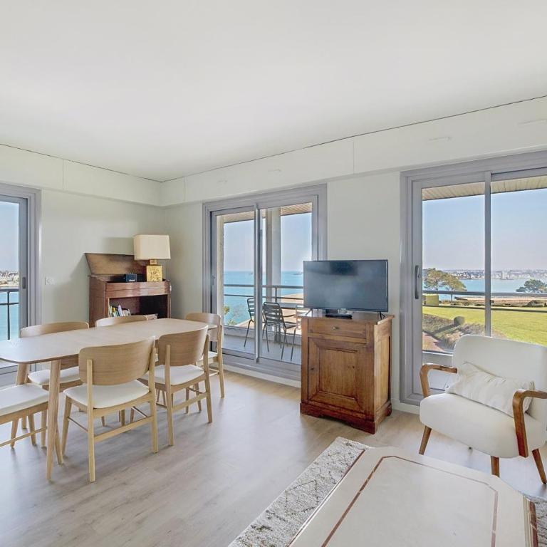 La Ronceray - Appartement 2 Chambres avec Balcon et Vue sur la Mer - 2